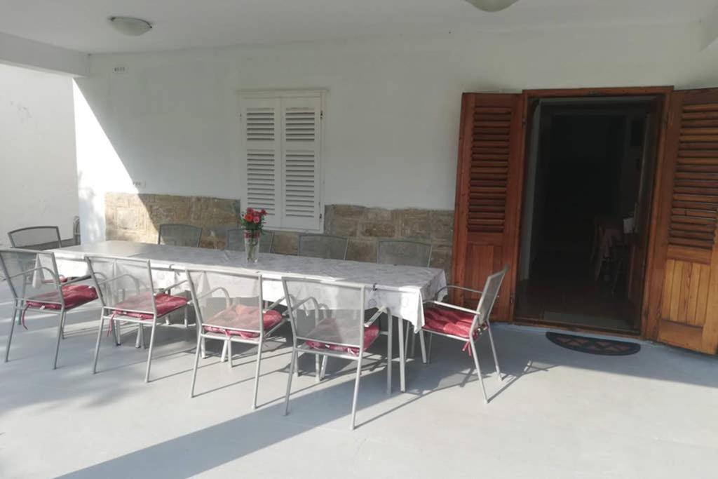 Ribaric Villa Banjol Luaran gambar